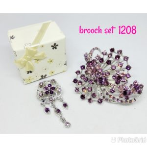 Exclusive purple 2 tone colours brooch set.