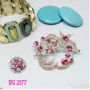 Elegant Pink color crystals brooch set.