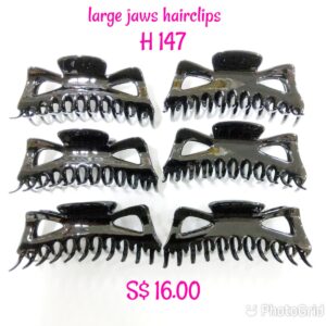 Large shining black jaws hairclips H 147.